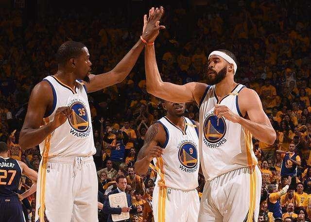 吴曦迎来个人生涯400场顶级联赛出场，同年龄段仅次于王大雷（吴曦达成顶级联赛400场里程碑，同龄仅次于王大雷）