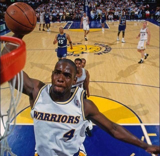 场均造一球，姆巴佩欧冠客场43场斩32球11助攻（姆巴佩欧冠客场43战32球11助，场均造1球）