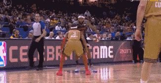 埃贝尔谈帕夫洛维奇伤情：看上去像是肌肉伤（埃贝尔：帕夫洛维奇伤势疑似肌肉问题）