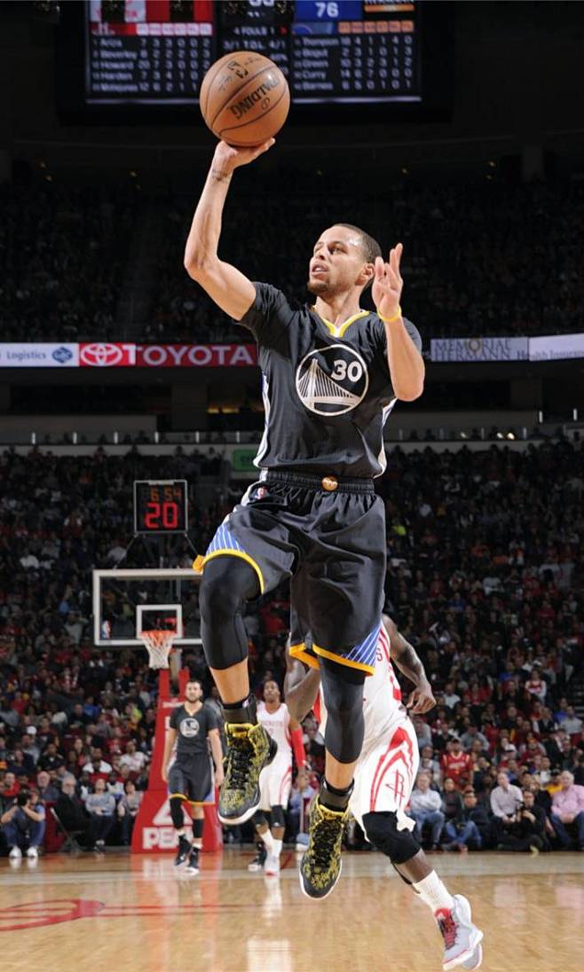 德天空：法兰克福想免签巴黎17岁的攻击型中场让热亚尔（德天空：法兰克福有意免签引进巴黎17岁攻击型中场让热亚尔）