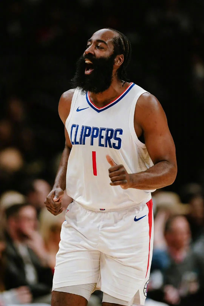 连续17场不败！皇马上次输给埃尔切还是1978年（皇马豪取17场不败，上次负于埃尔切已是1978年）