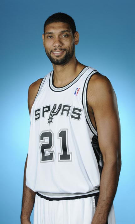 官方：赫塔费门将索里亚战马竞的两连扑当选西甲11月最佳扑救（西甲官宣：赫塔费门将索里亚对阵马竞两连扑，获评11月最佳扑救）