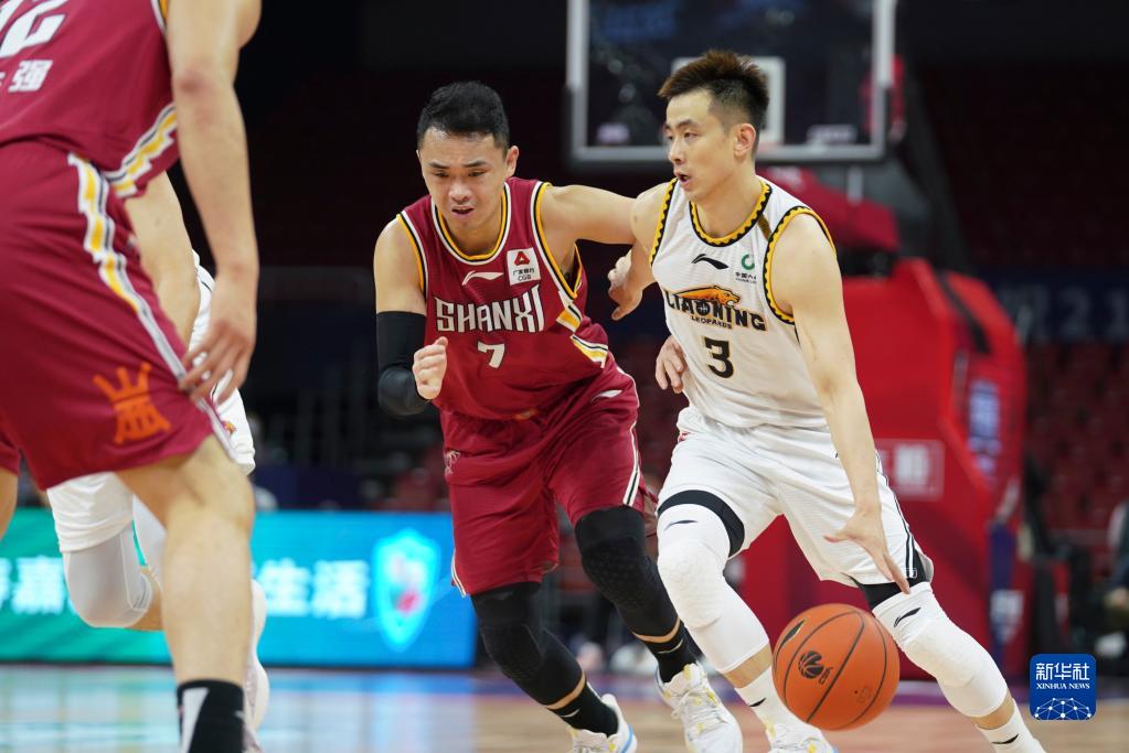 哥伦比亚11月大名单：J罗、迪亚斯领衔，里奥斯、卢库米在列（哥伦比亚男足11月名单出炉：J罗、迪亚斯领衔，里奥斯、卢库米入选）