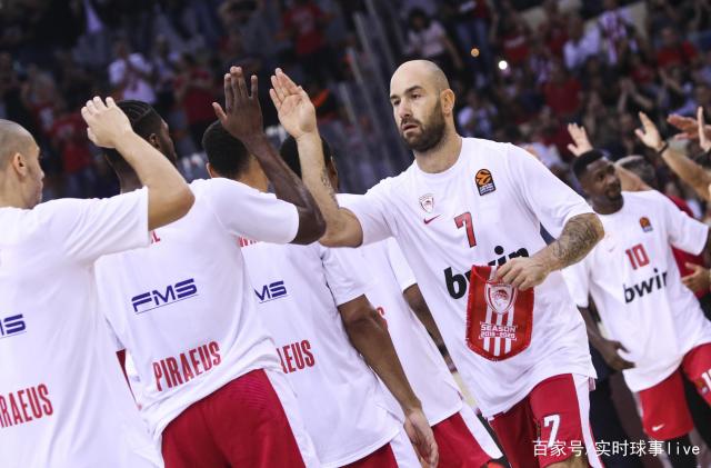 燃尽了！德罗赞末节绝平&加时准绝杀还输球 全场16中10空砍33分（拼尽一切！德罗赞末节追平、加时准绝杀仍憾负 16投10中空砍33分）