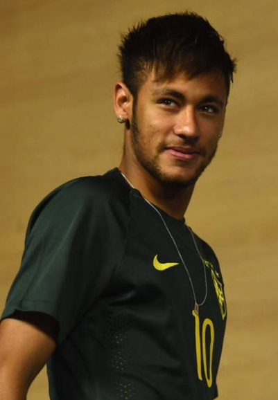 姆巴佩：今天很特别因为是我的生日，庆祝动作是献给C罗的（姆巴佩：生日之夜格外特别，我的庆祝致敬C罗）