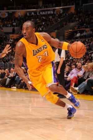 富山胜利vs秋田蓝闪电先发：古川真人、佐藤大树先发（富山胜利对阵秋田蓝闪电首发阵容：古川真人、佐藤大树入列）