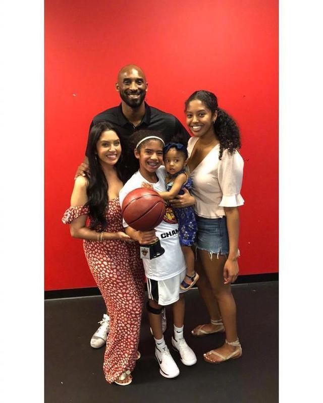 本赛季仅出场4次，斯基拉：吉拉尔迪经纪人预计本周与罗马会面（本季仅4次登场，斯基拉称吉拉尔迪经纪人预计本周与罗马会面）