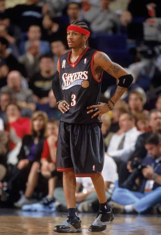 博洛尼亚vs尤文图斯首发：伊尔迪兹、麦肯尼先发（博洛尼亚战尤文首发出炉：伊尔迪兹、麦肯尼进入先发阵容）