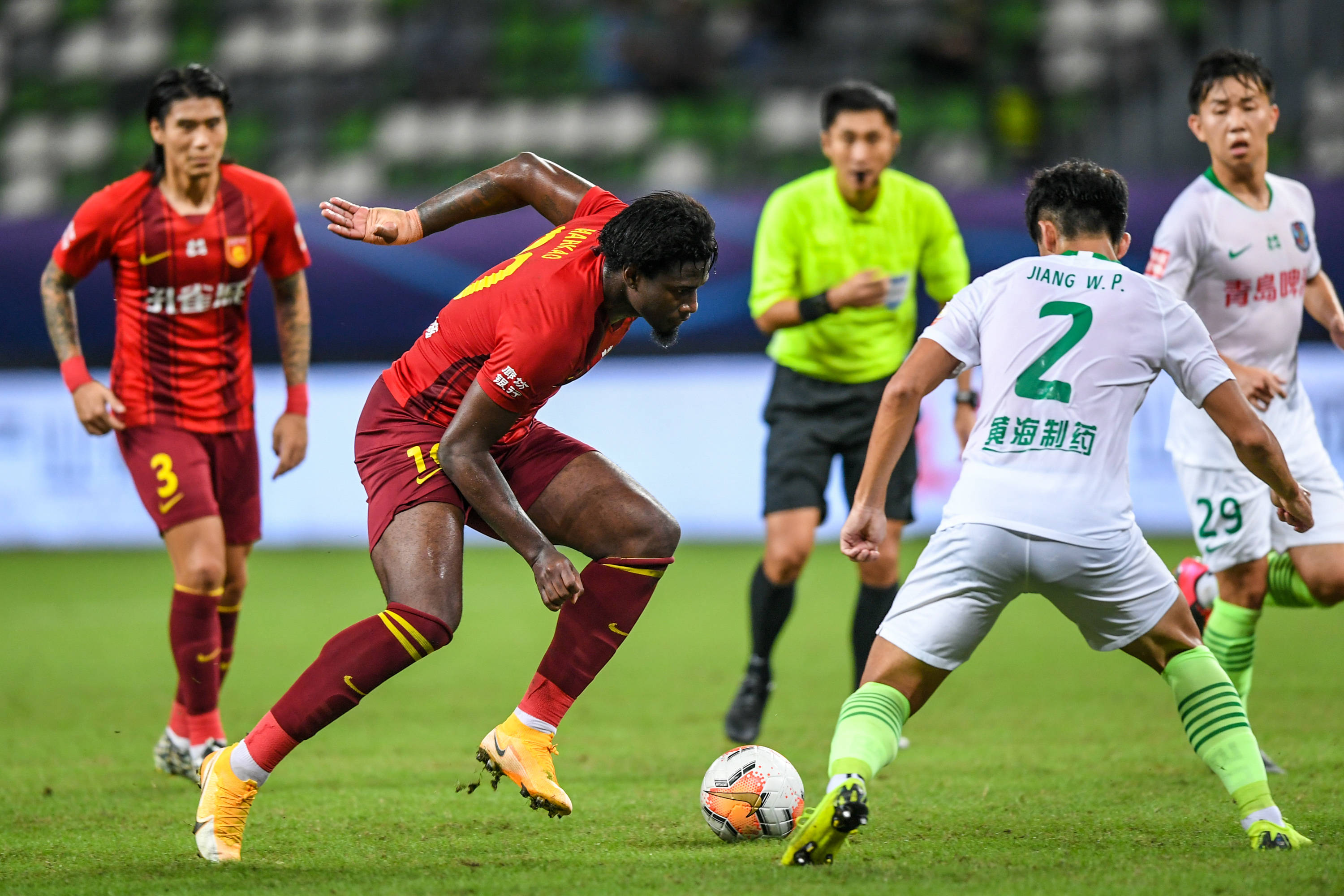 要破纪录？雷霆本赛季已5次赢30+，NBA历史纪录是10次（雷霆本季已5场30+分大胜，能否冲击NBA单季10场纪录？）