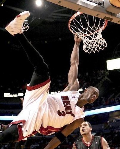 体坛：奥斯卡7月就查出心脏异常，他当时已想过要退役（体坛报道：奥斯卡7月检查出心脏异常，彼时已考虑退役）